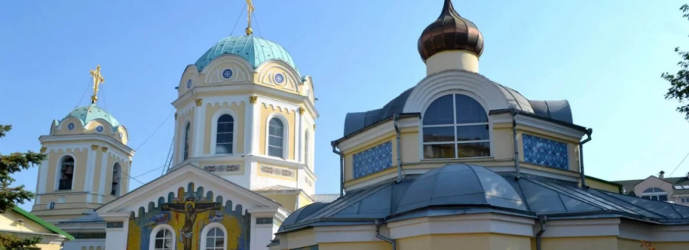 в Свято-Троицкий монастырь (свт. Лука Крымский) г. Симферополь