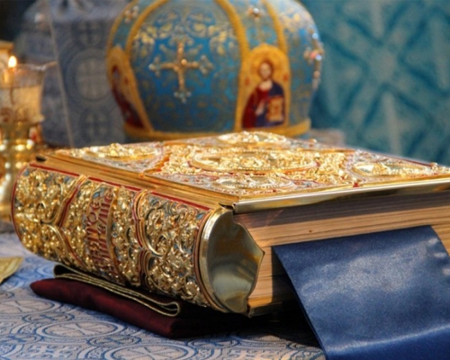 5 самых полезных книг для чтения Великим постом